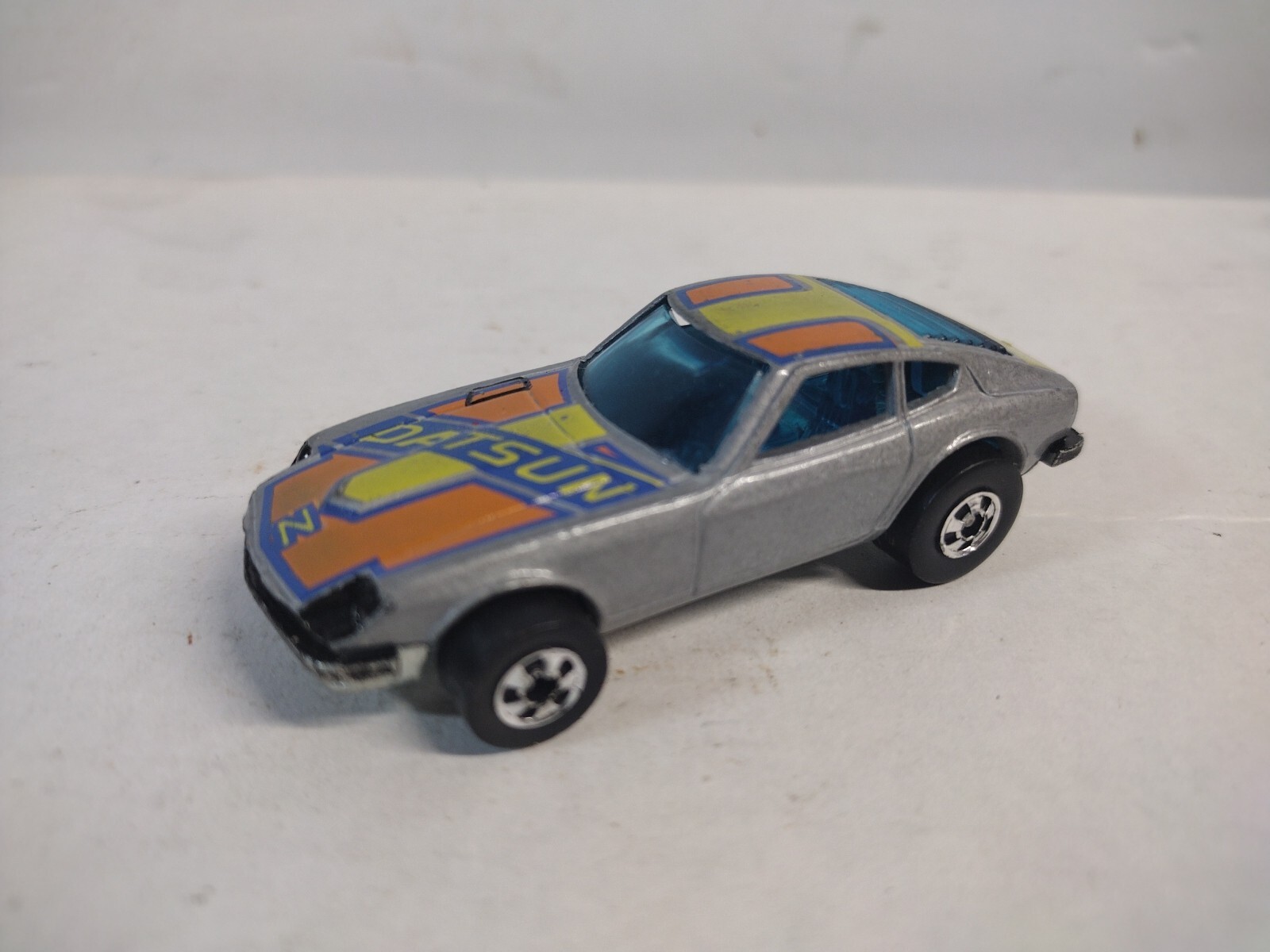 Picture 2 of 5