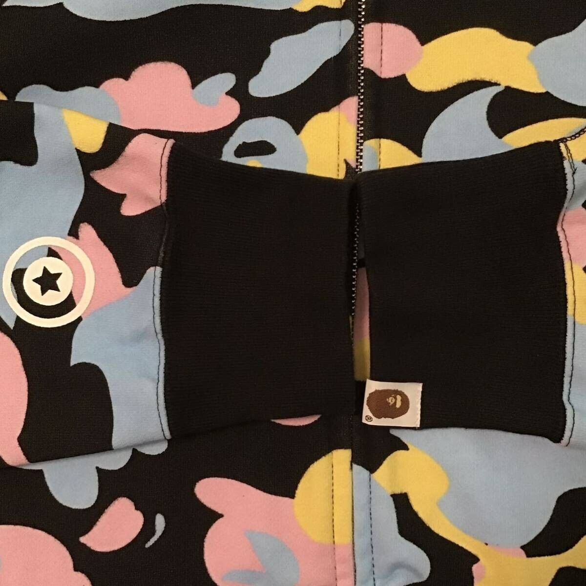 BAPE Multi Camo Shark full zip hoodie cotton candy camo A BAPE Multi Camo Shark full zip hoodie cotton candy camo A