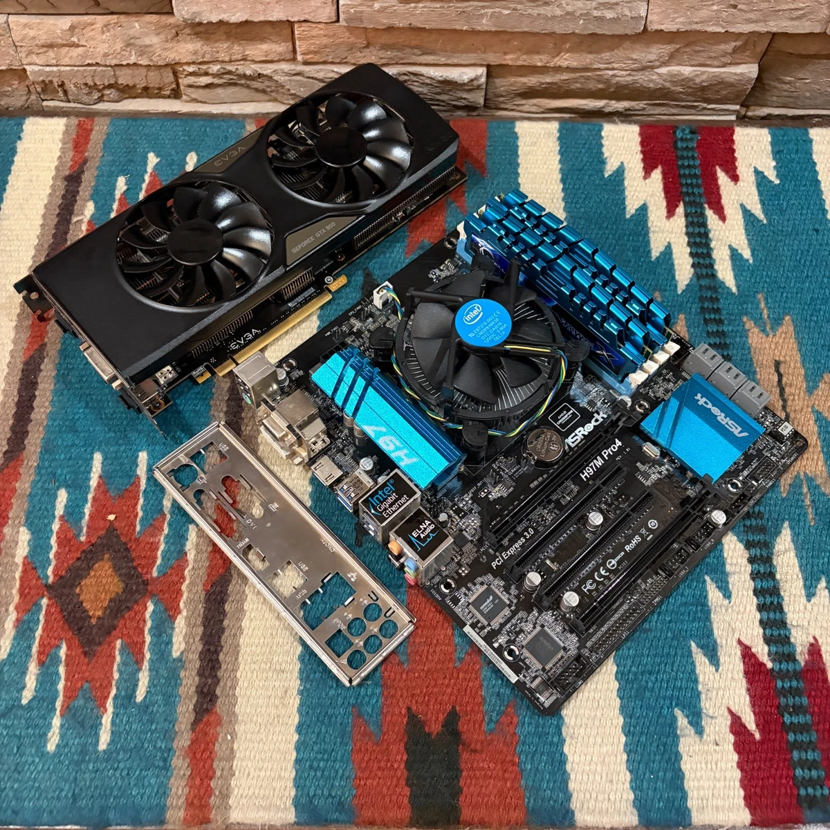 マザーボード Combo Main Asrock CPU Ram ASRock社製、Intel H170/B150チップセットを搭載したマザーボード10