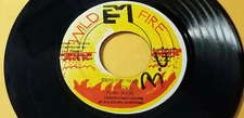 PAPER ROSES - GENUINE MAN  /REGGAE 45" on WILD FIRE LABEL ORIG