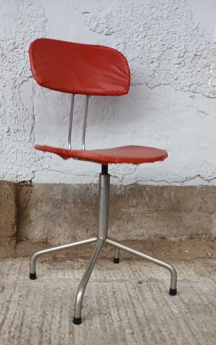 60ER VINTAGE BÜROSTUHL Drehstuhl Loft Stuhl Industrial Architektenstuhl 1/17 EUR 85,00 - DE 60ER VINTAGE BÜROSTUHL Drehstuhl Loft Stuhl Industrial Architektenstuhl 1/17 EUR 85,00 - DE