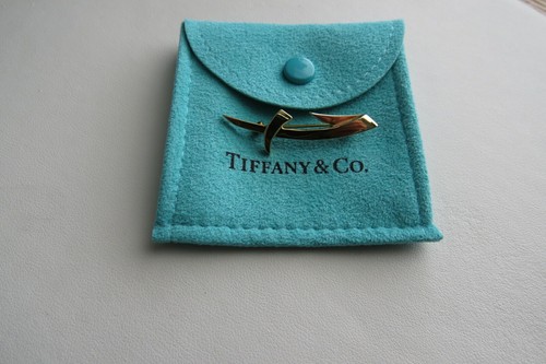 UNUSUAL TIFFANY & CO PALOMA PICASSO 18KT YELLOW GOLD PIN BROOCH WITH POUCH