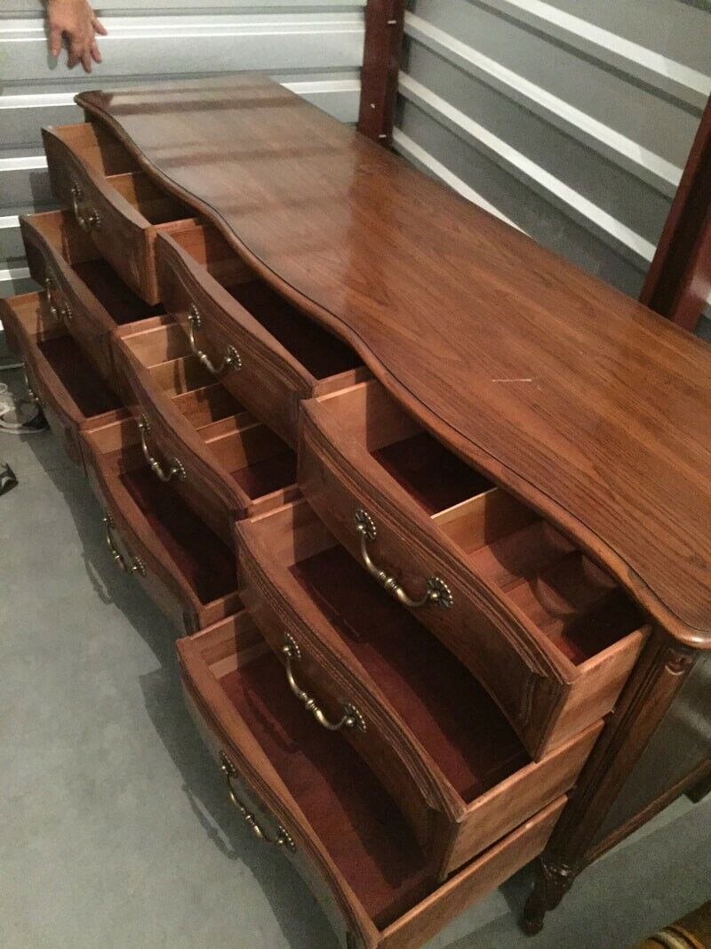 Henredon Dresser with Mounted Mirrors Max 56% OFF San Diego Mall