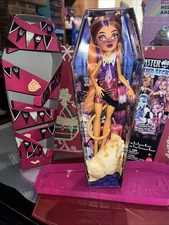 Monster High Toralei Buried Secrets Scaremester Fashion Doll New!