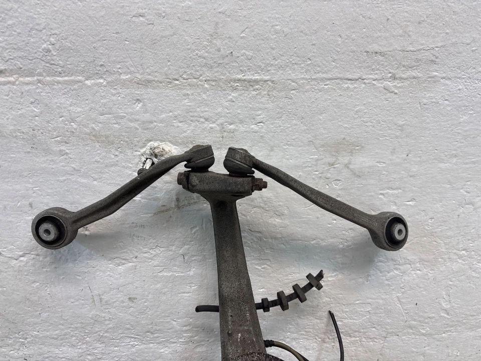 Audi A4 B8 Estate (2008-2012) Front Right Wheel Hub 8K0 - Image 3 of 4