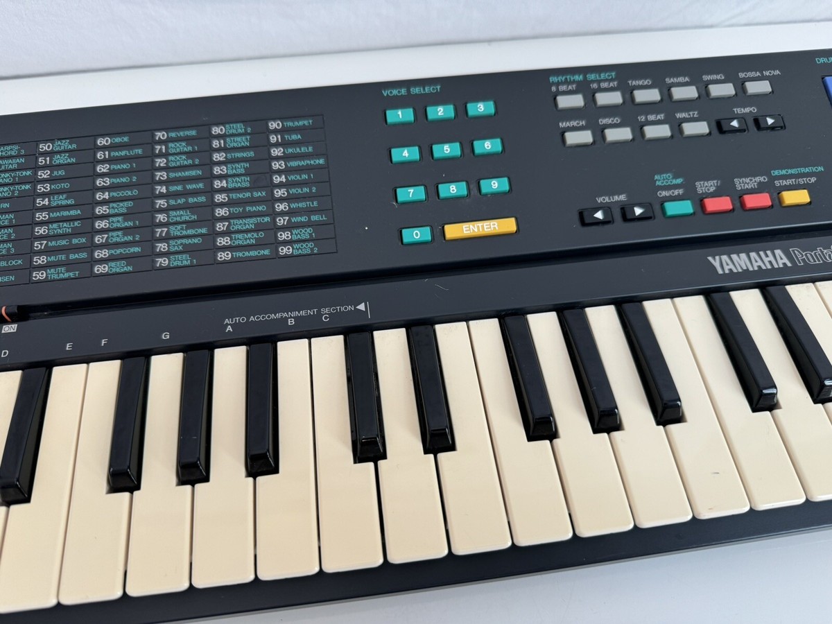 Vintage 1988 Yamaha PortaSound PSS-140 Electronic Keyboard Vintage 1988 Yamaha PortaSound PSS-140 Electronic Keyboard