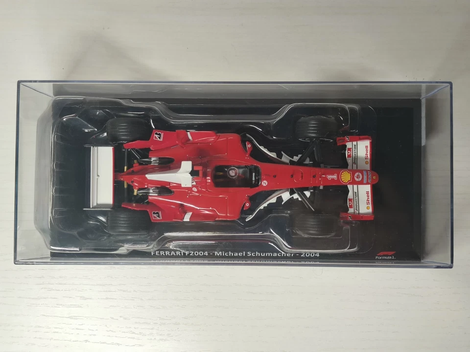 1:24 Ferrari F2004 - Michael Schumacher 2004 + Magazine - Immagine 4 di 4