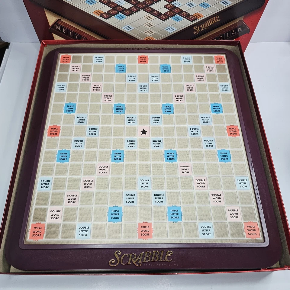 Deluxe Turntable Scrabble Crossword Game Hasbro 2001 Edition No Score Pad - Image 4 of 4