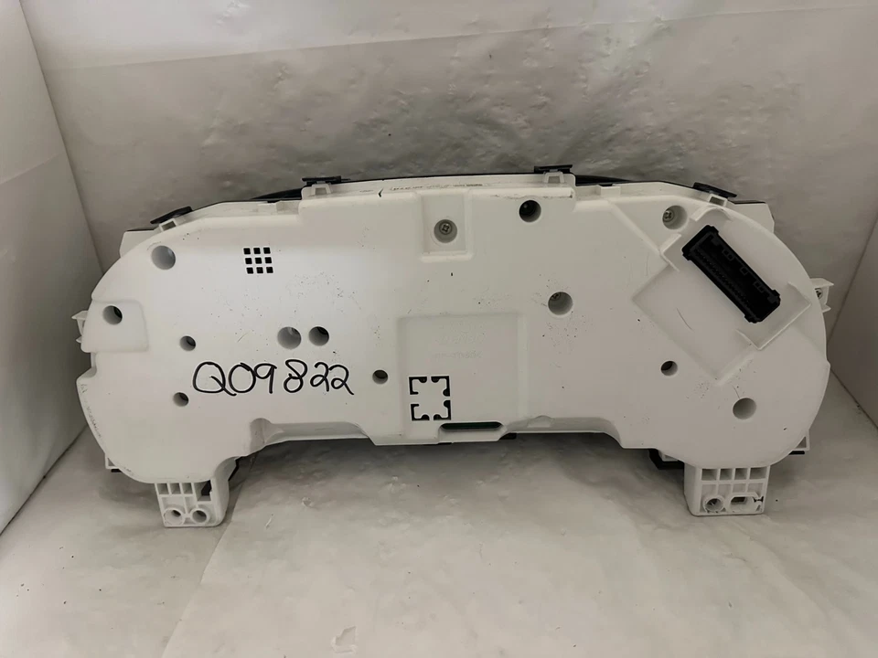 Cuadro de instrumentos velocímetro 2011-14 Toyota Sienna 6 cilindros 154.747 millas Foto 2 de 3