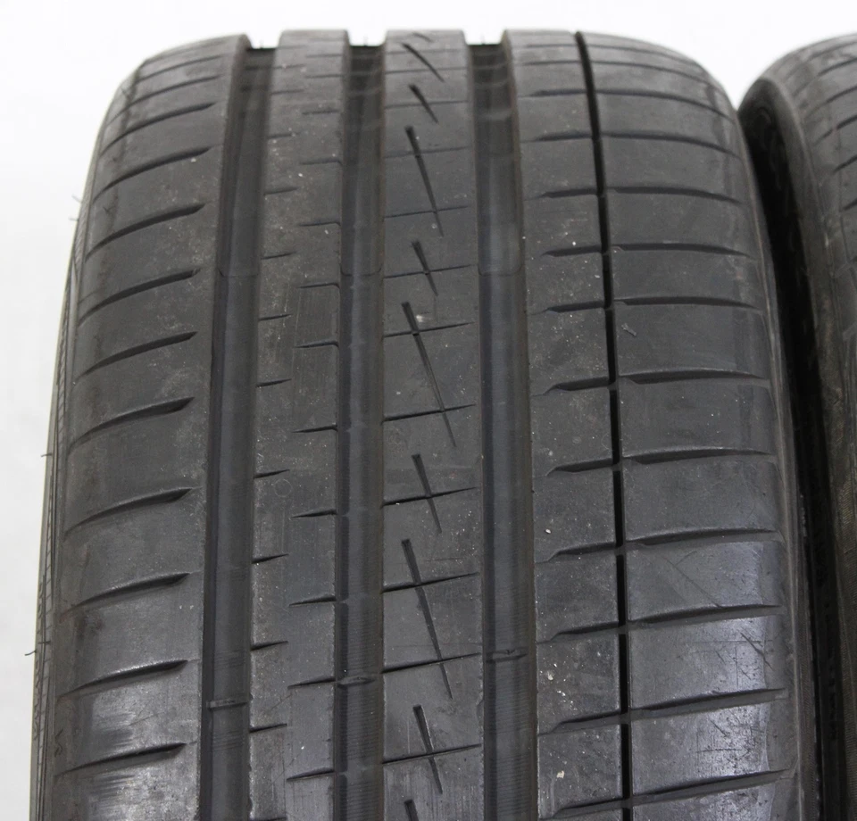 2 x 235/35R20 92Y Sommerreifen Vredestein Ultrac Vorti 7mm 2014 - Bild 3 von 4