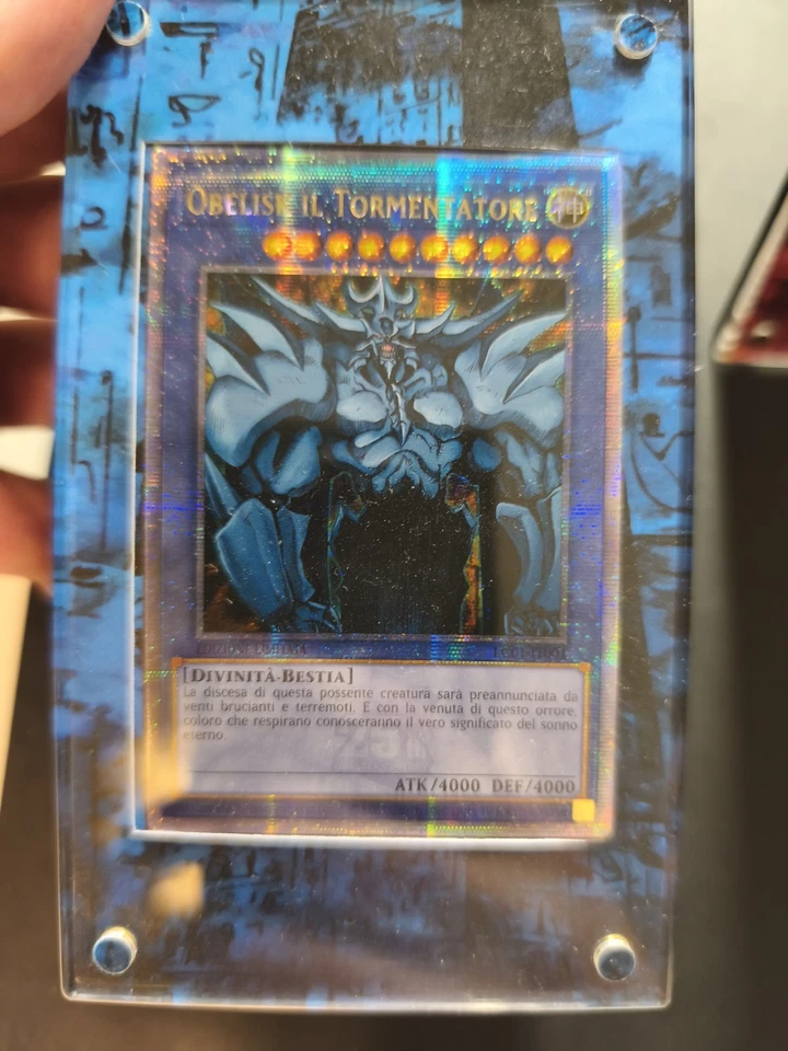 Set Divinità Egizie Yu-Gi-Oh! – Quarter Century Secret Rare+ Display Acrilici - Immagine 4 di 4