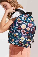 EASTPAK Backpack ORBIT FLORAL 75R Navy Plucked PAK'R 13" URBAN OUTFITTERS NWT