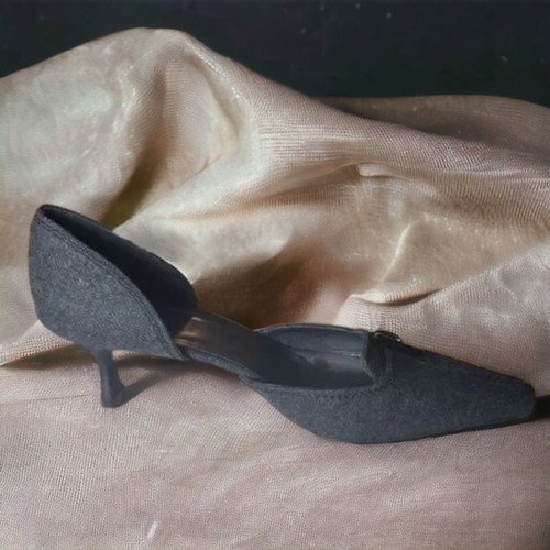 Stuart Weitzman Gray Wool Kitten Heels With Front Buckle~$400 - Picture 3 of 8