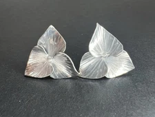 Rare Stuart Nye Sterling Silver 925 Trillium Flower Screw Back Earrings 1”