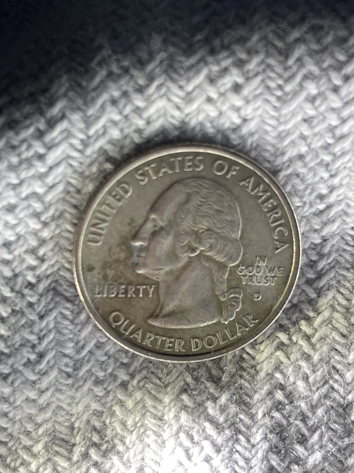 US error coin- 2000 D Virginia Quadricentennial Quarter - missing clad layer - Image 4 of 4