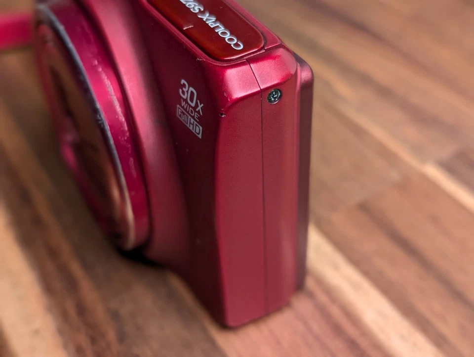 MINT Nikon COOLPIX S9700 16.0MP 30x Zoom Compact Digital Camera Japan Red - Image 4 of 4