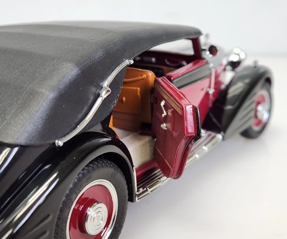 Franklin Mint 1939 Maybach Zeppelin 1:24 Scale Die Cast Model 2001 Limited 3,500 - Image 3 of 4