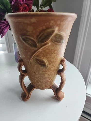 Art Deco Weller Goldenglow Line Tripod Vase Matte Orange&Tan Ceramic 8in×6in