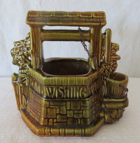 Vintage 1950's McCoy Wishing Well Planter w/Original Chain