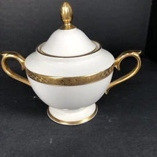 LENOX HAVERFORD HALL Sugar Bowl & Lid Ivory & 24k Gold Encrusted Ambassador