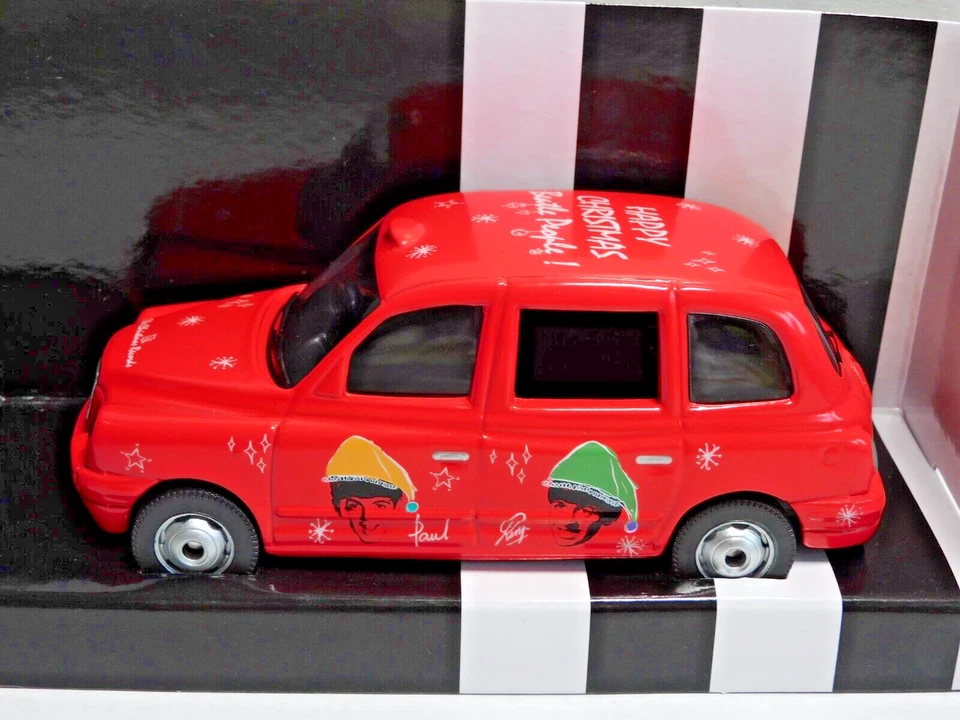 CORGI THE BEATLES CHRISTMAS TAXI 1/36 CC85933 - Image 2 of 4