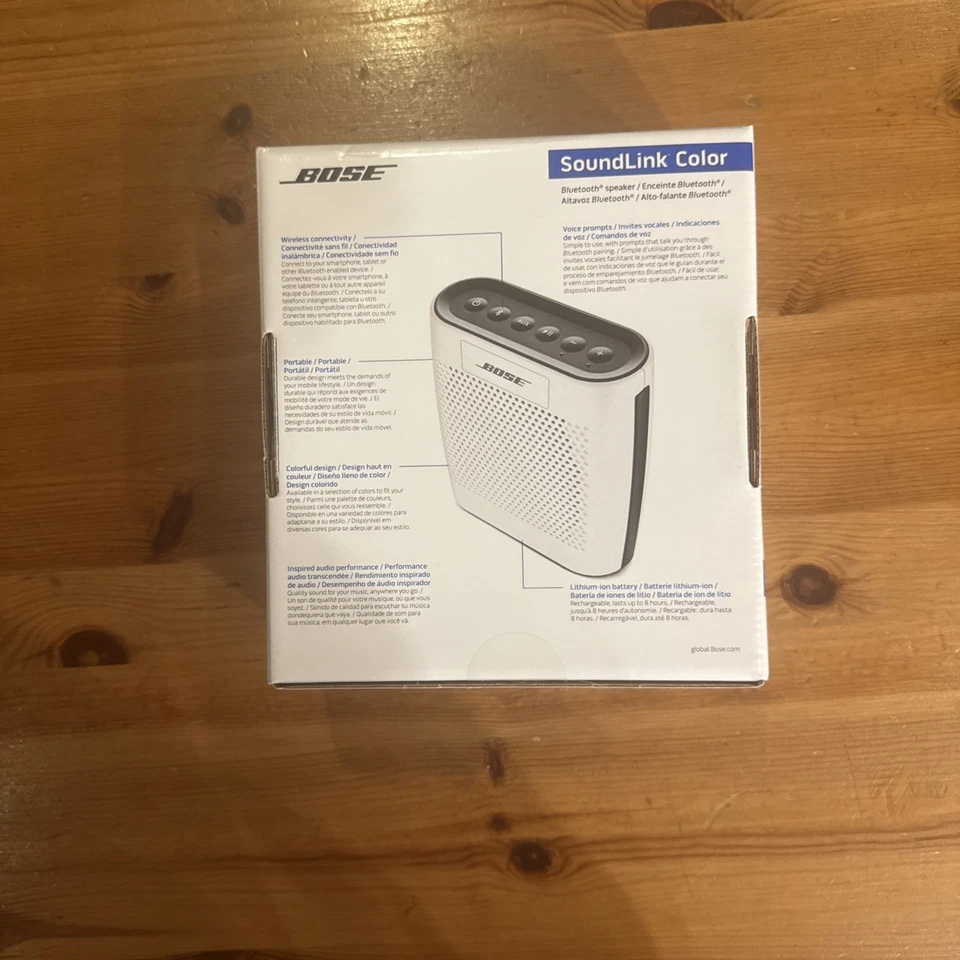 Bose SoundLink Color Bluetooth Speaker (White) - Image 3 of 4