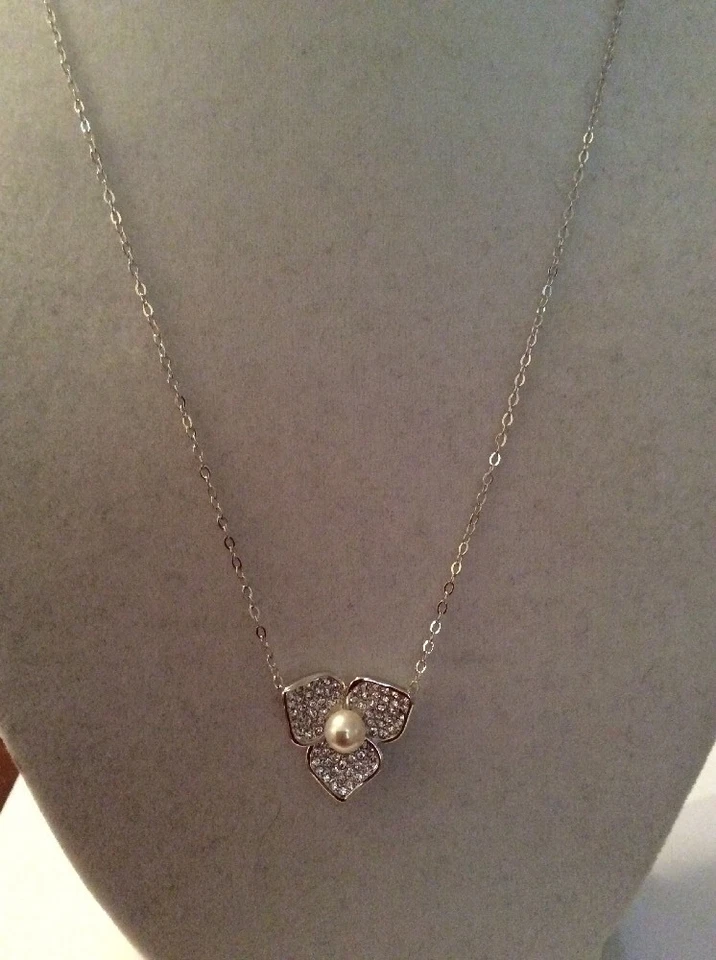 Eliot Danori Silver-Tone Imitation Pearl andFlower Pendant Necklace #43 - Image 4 of 4