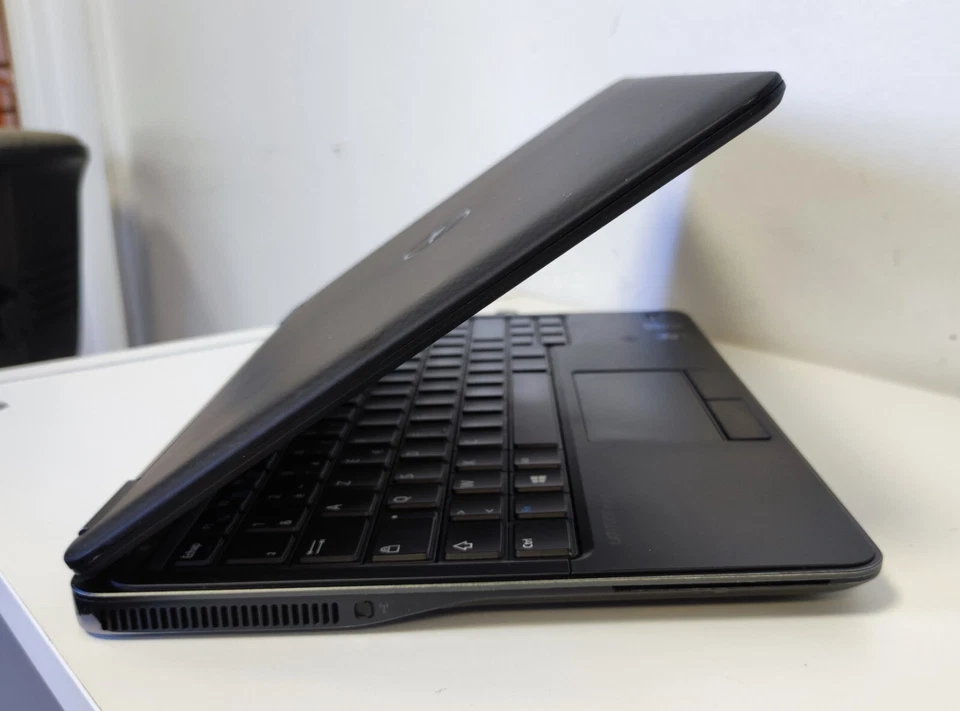Dell Latitude E7240 · i5-4300U · 8GB · 128GB, photo 3 sur 5