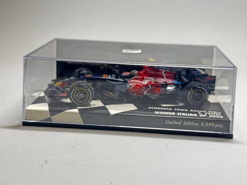 MINICHAMPS Ganador del GP de Italia 2008 1:43 Vettel SCUDERIA TORO ROSSO Foto 3 de 4