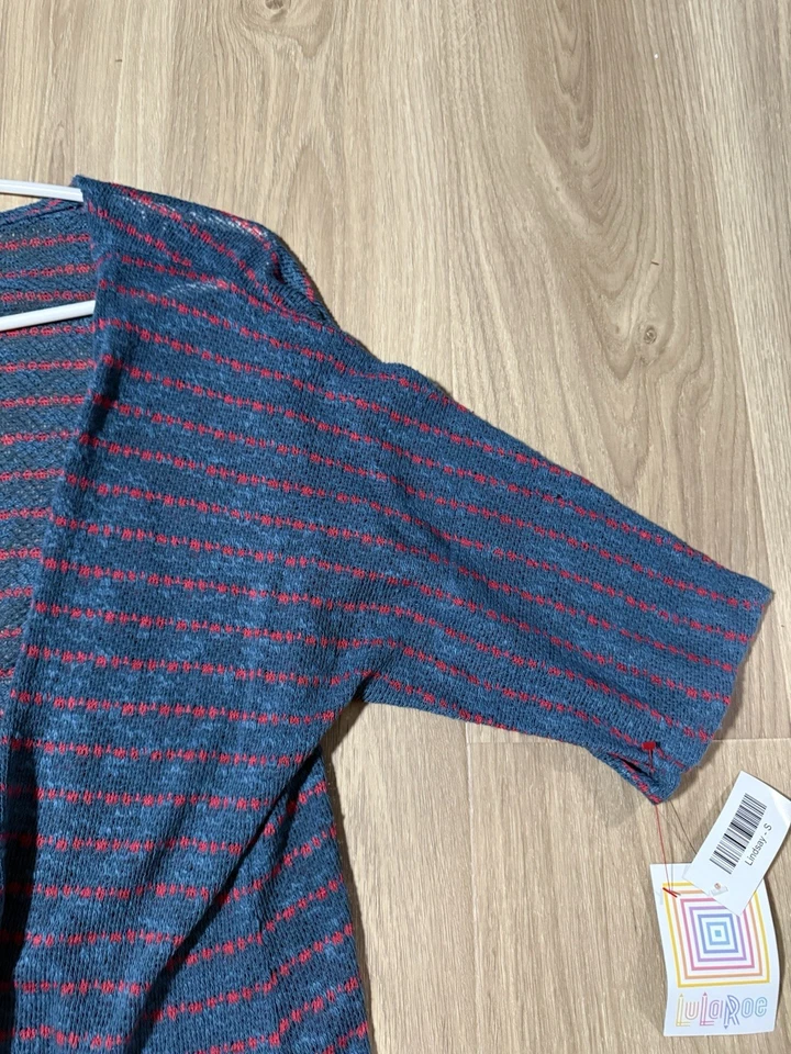 Cárdigan kimono LuLaRoe Lindsay para mujer talla pequeña rojo azul a rayas Foto 2 de 4