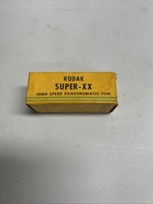 Kodak Super-XX 120 - Box  Film Exp. 02/1950 Panochromatic. 28