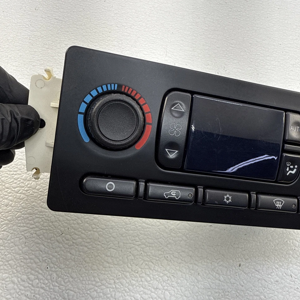 Chevy GMC Sierra Silverado Yukon 2003-2006 unidad de control de clima temperatura Dorman usado Foto 4 de 4