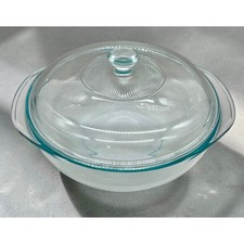 Pyrex 024 Clear Glass Round Casserole Dish with 624C Lid 2 Quart Made in USA