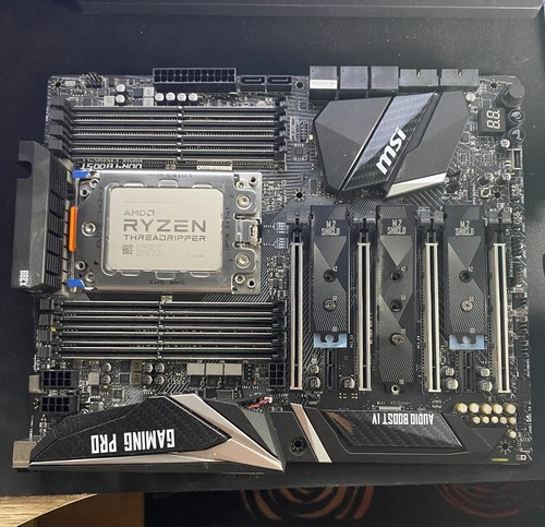 MSI X399 GAMING PRO CARBON AC motherboard, contains AMD RYZEN THREADRIPPER 1900x - Photo 3/6