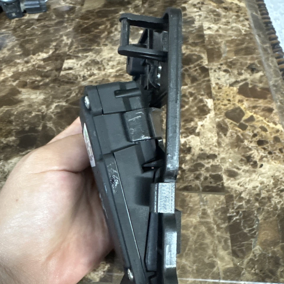 Cadillac CT6 XT5 XT6 2017-2020 parabrisas delantero cámara asistencia de carril 23469930  Foto 2 de 4