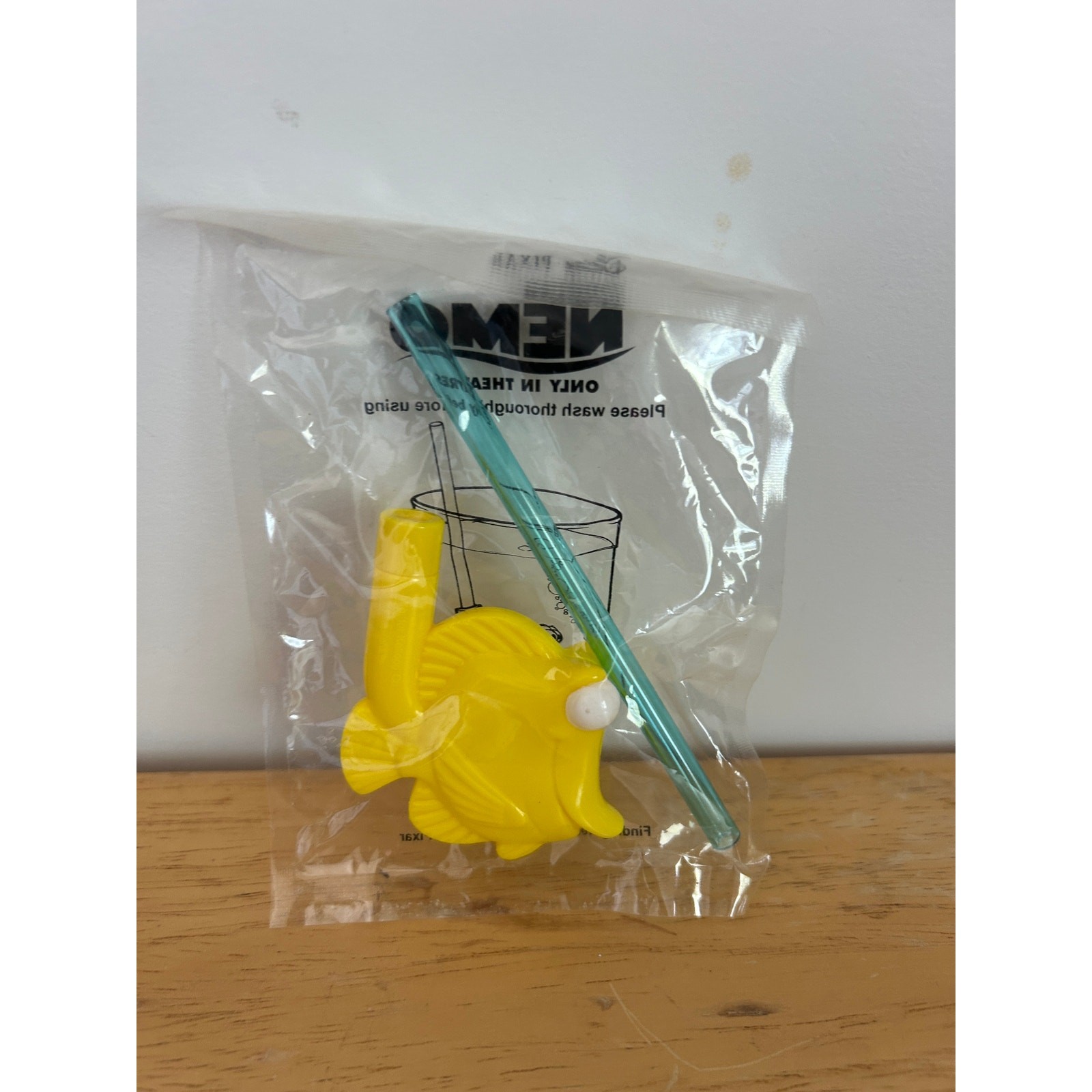 2003 Kellogg’s Finding Nemo Bubbles Straw – Disney Pixar Cereal Prize – Sealed