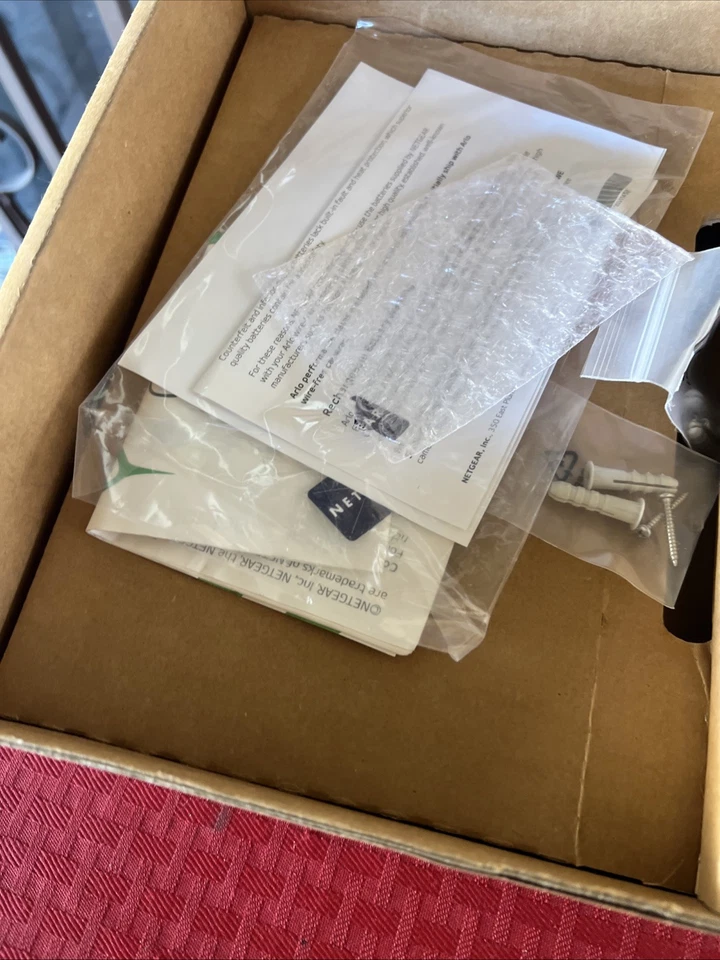 Arlo Netgear VMS3530 Security System Wire-Free HD 5 Cameras - Image 2 of 4