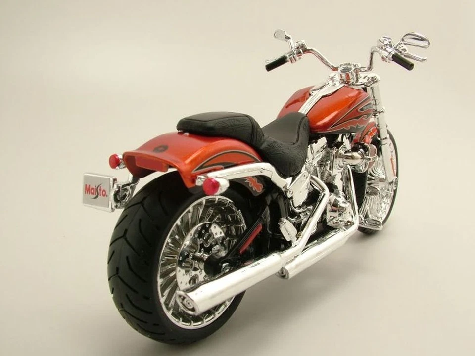 Harley Davidson CVO Breakout 2014 Cobre Metálico Modelo Moto 1:12 Maisto - Imagen 2 de 4