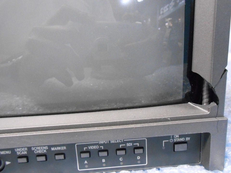 JVC TM-1051DG Professional Video Monitor - Image 2 of 4