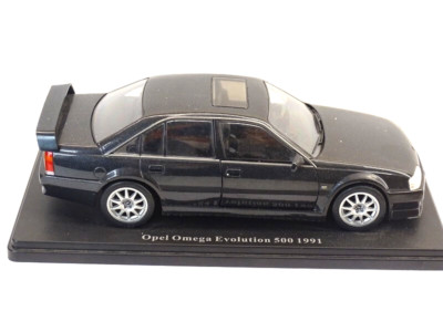 Hachette 1:24 Opel Collection Opel Omega Evolution 500 -1991