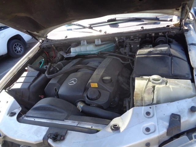 Used Fuel Injection Throttle Body fits: 2000 Mercedes-benz Mercedes ml-class 210 Foto 4 de 4