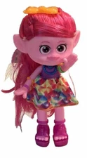 POPPY TRENDSETTIN' Trolls Band Together Girl Pink Doll Dreamworks Mattel
