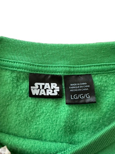 STAR WARS MANDALORIAN BABY YODA THE CHILD CHRISTMAS SWEATSHIRT YOUTH LARGE - Picture 5 of 9