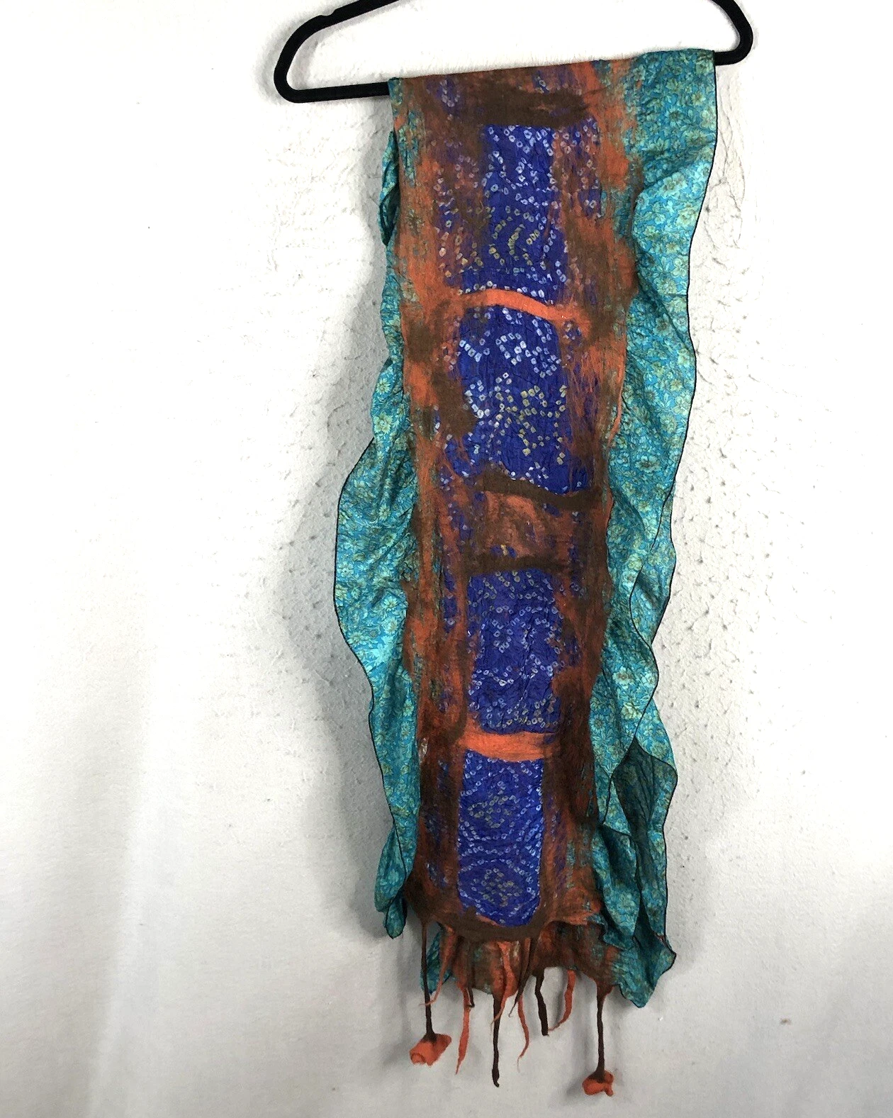 Pomegranate Moon Scarf Artsy Handmade Nepal Felted Wool Silk Boho Abstract
Opens in a new window or