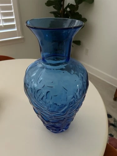 Vintage Blenko Decorative glossy blue glass vase