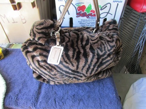New Makowsky Purse