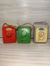 LQQK 3   Vintage Fisher-Price Toys Music Box Pocket Radio 1969,1976,1972