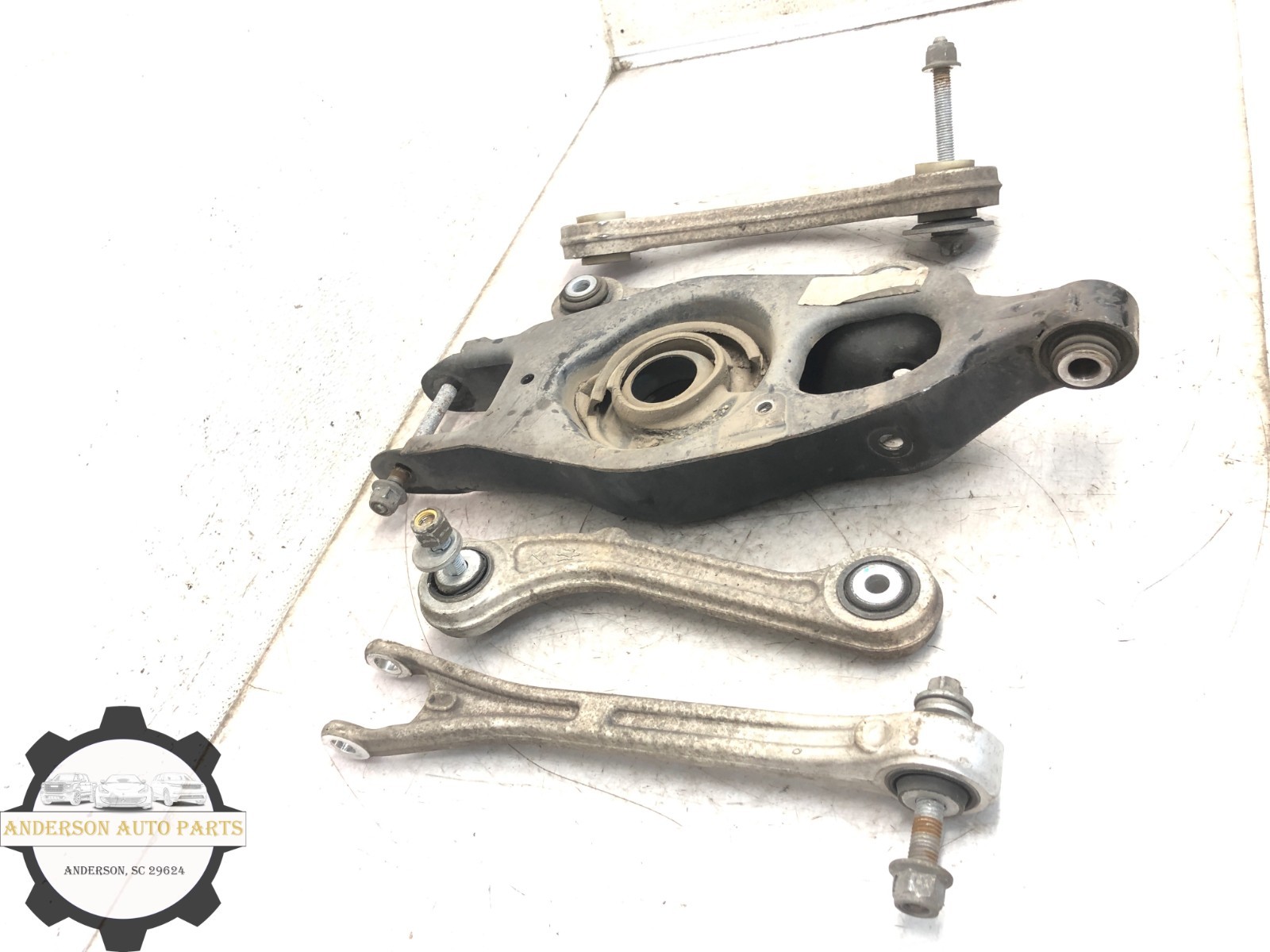 2014-2020 MASERATI QUATTROPORTE RIGHT PASSENGER REAR CONTROL ARM SET OEM