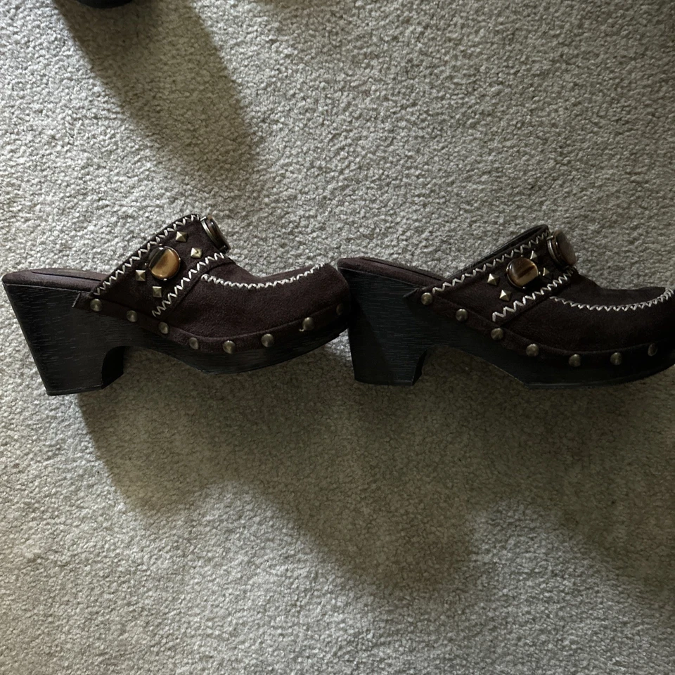 Dr Scholls Brown Studded Applaud Platform Beaded Studded Clog Y2K 70's Shoe - Image 2 of 4