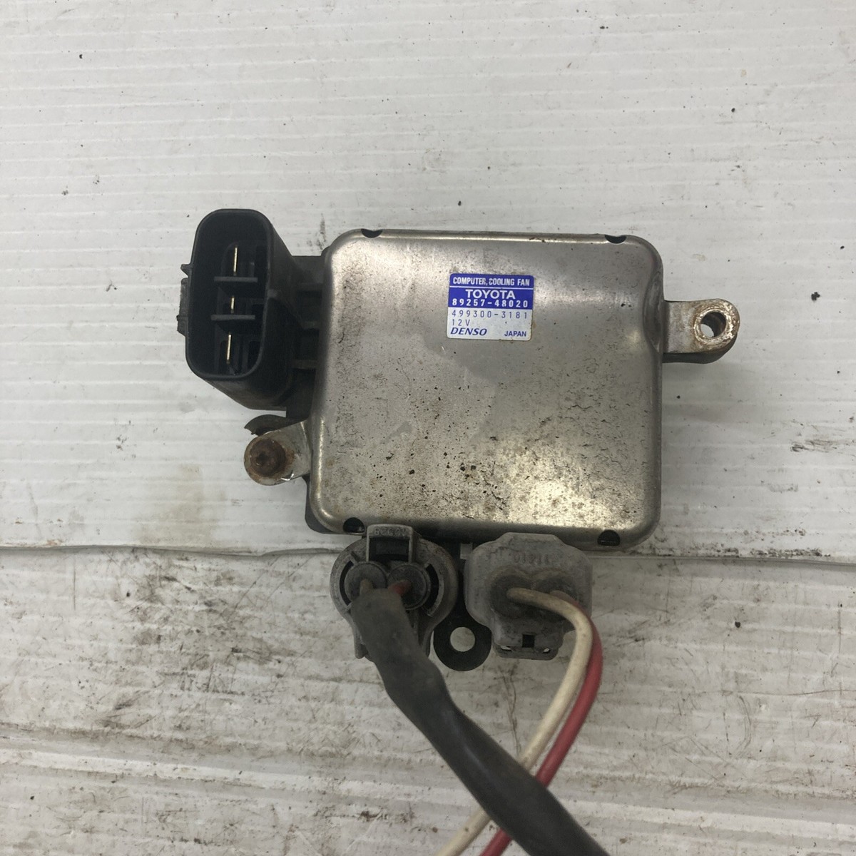 エンザイン フローラ 04-13 SIENNA RADIATOR ENGINE COOLING FAN MODULE OEM 89257-48020 | eBay